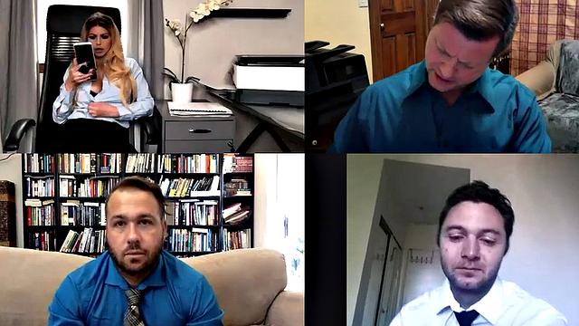 Solo bigtitted babe masturbates on webcam