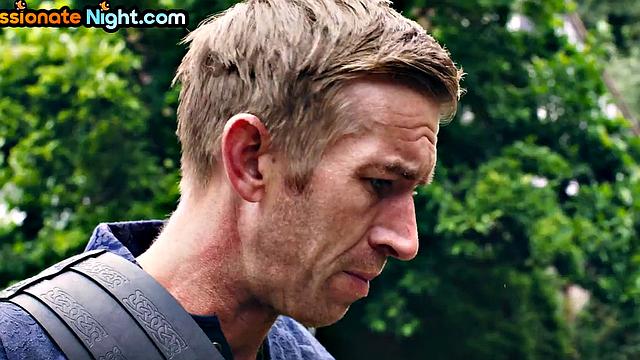 разгорячённые красотки не могут насытиться групповым трахом