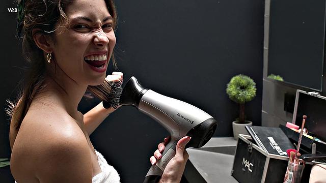 Juliana: Machine: Wild New Year