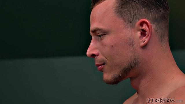 Horny teen needs orgasms