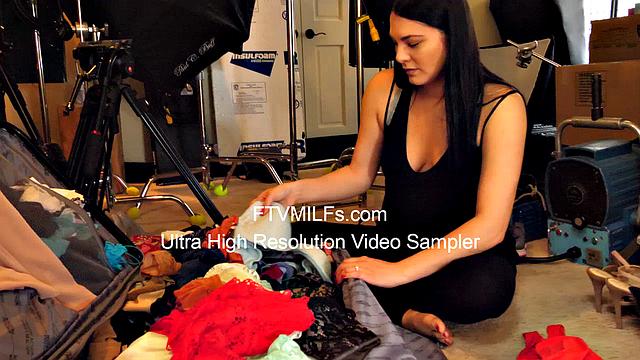 Curvy Natural Beauty