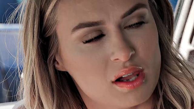 Natalia Starr Fucks Her Dealer and Cucks Boyfriend