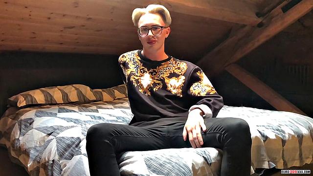 Sean Can't Help Sticking His Dick In - Jackson McQueen & Sean Taylor