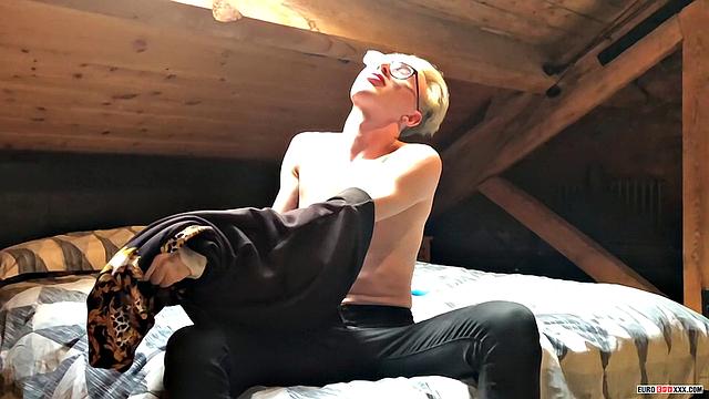 Sean Can't Help Sticking His Dick In - Jackson McQueen & Sean Taylor