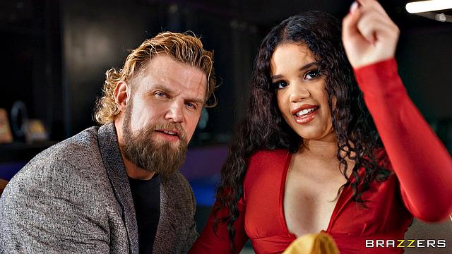 Ужин с куколдом - выбирают любовника прямо за столом, а потом делают тройничок в сортире, всё на камеру, приколы из ресторана от Archer Ali, Vince Karter и Ace Hardz.