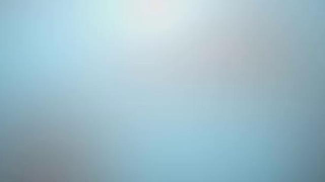 Белла Кристал срывает платье и не отпускает розового зверя