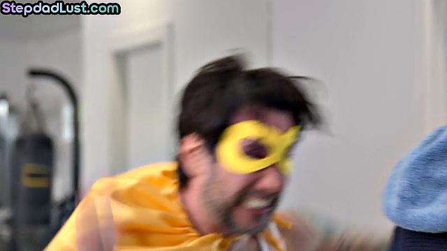 Big ass cutie sharing 2 DILFs