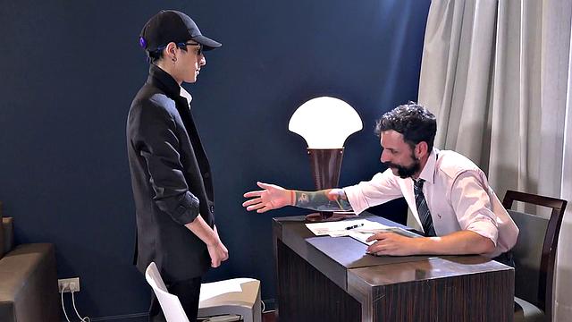 Office gaydaddy bareback fucks skinny twink in ass