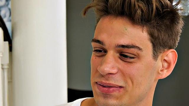 Hairybush mature lady pussypounded in doggystyle by BF