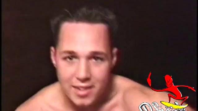 Джей Ти Рэдд дрочит