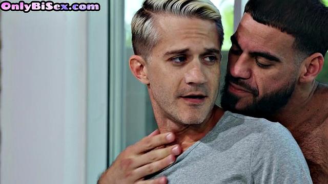 Stunning big-titted cougar drilled