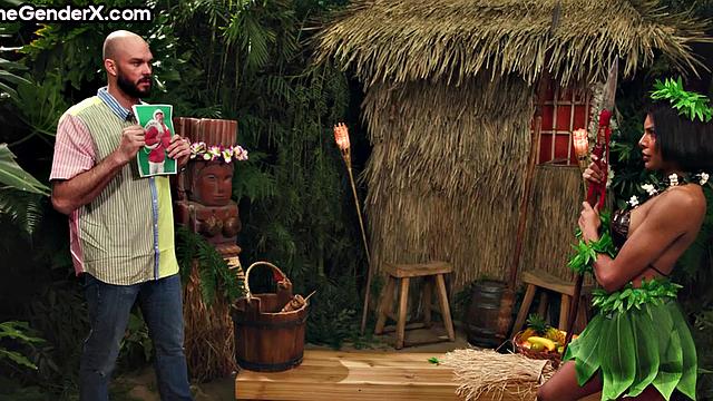 Bigbooty ebony Tgirl assfucked in outdoor