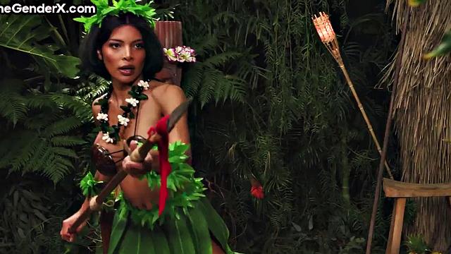 Bigbooty ebony Tgirl assfucked in outdoor