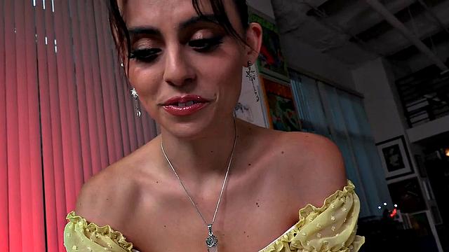 Oiled babe wanking in POV