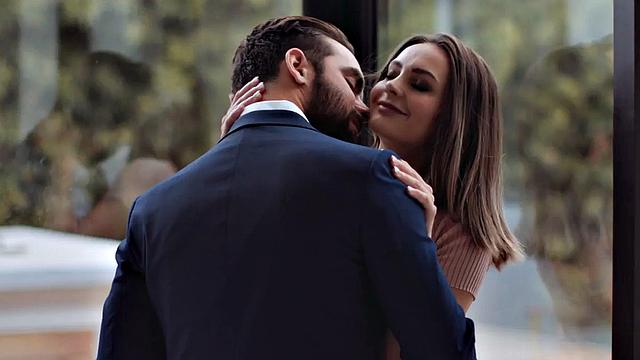 Seductive babe sucks BFs cock before passionate cowgirl sex