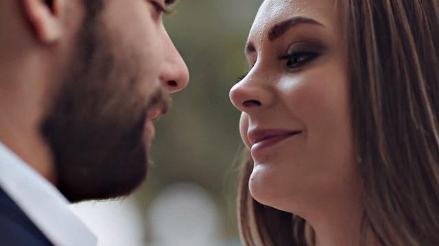 Seductive babe sucks BFs cock before passionate cowgirl sex