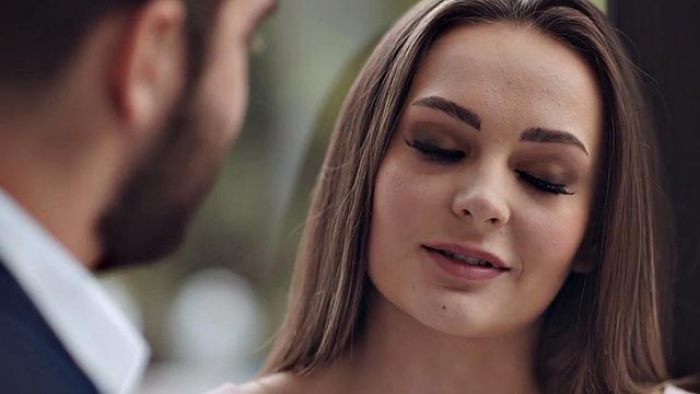 Seductive babe sucks BFs cock before passionate cowgirl sex