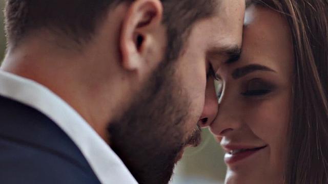 Seductive babe sucks BFs cock before passionate cowgirl sex