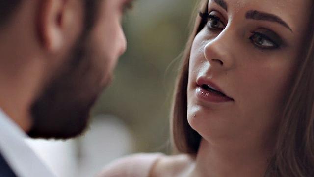 Seductive babe sucks BFs cock before passionate cowgirl sex