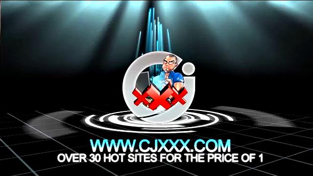 Kiefer Foxx Jerks Off With Toy