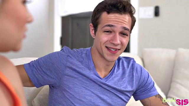 It's Not What You Think Stepbrother - S21:E3