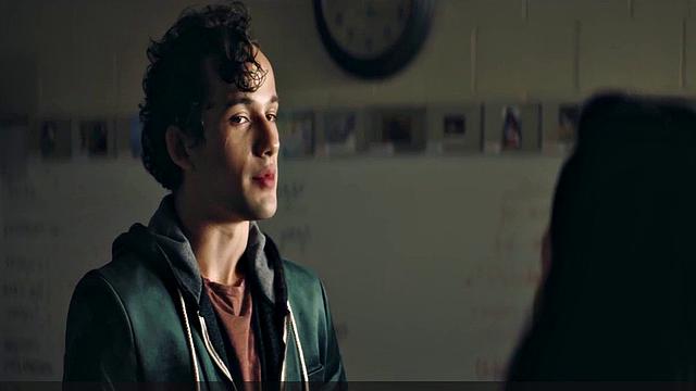 Isabel May showing her tits