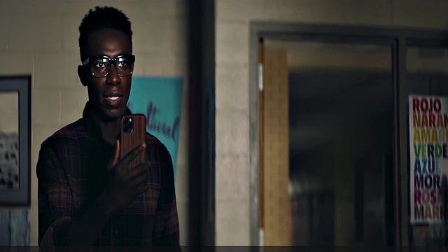 Isabel May showing her tits