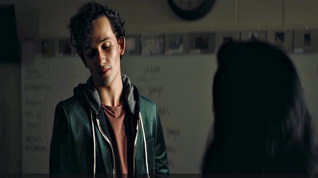 Isabel May showing her tits