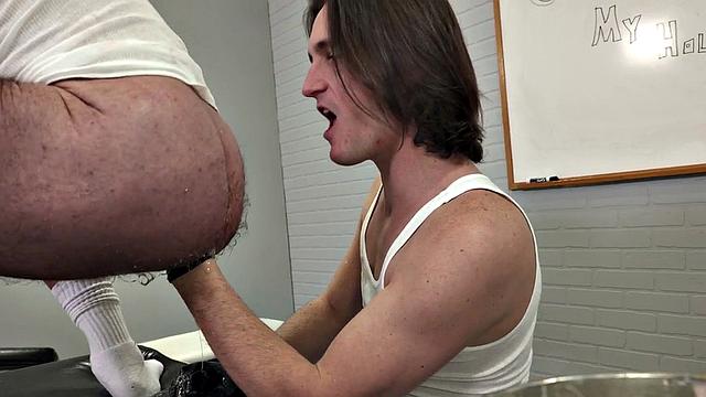 Hairy gaydaddy fisted in his butt by stud in gloves