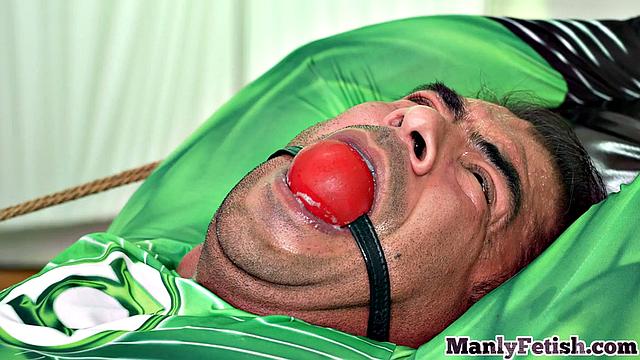 Hardtied muscled guy gets analsmashed