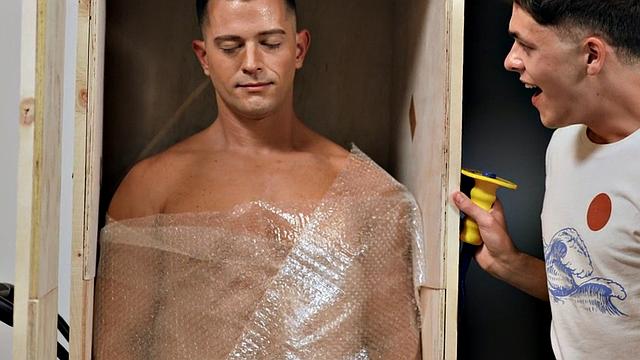 Str8 guy loves pounding in asshole with nasty dude