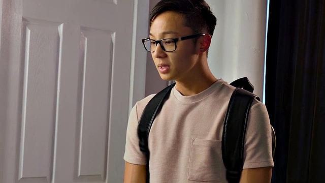 Stud police officer barebacks Asian twink anally