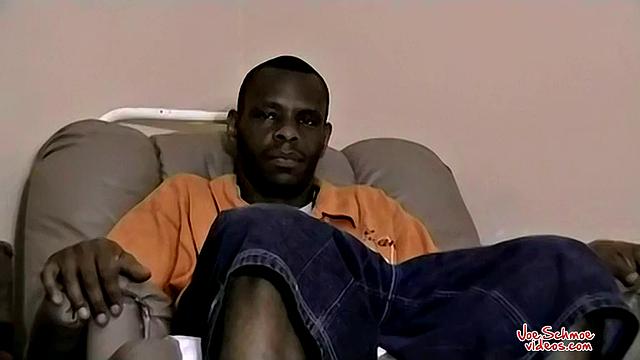 Bi Black Guy Dee Puts in Work - Dee