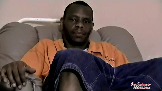 Bi Black Guy Dee Puts in Work - Dee