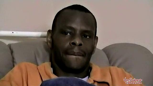 Bi Black Guy Dee Puts in Work - Dee