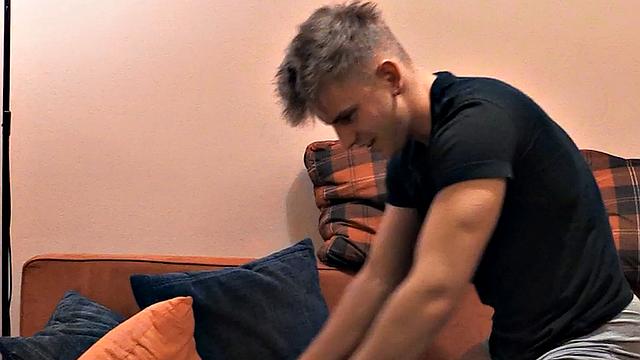 Str8 food delivery stud assfucked in POV to cumshot