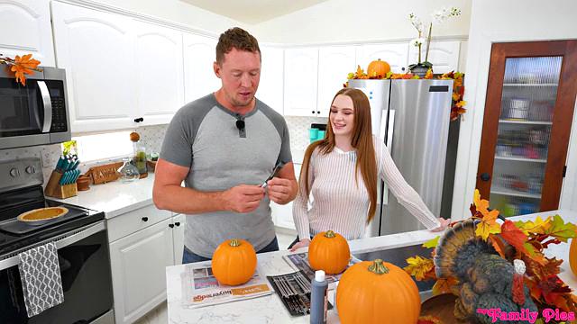 How To Eat Halloween Pie - S1:E10