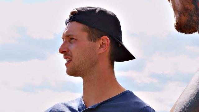 Tattooed gay stud after BJ fucks his BF in the asshole outdoors