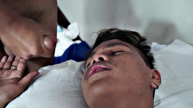 Asian amateur twink fucked in tight asshole in infirmary