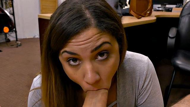 Pawn Sgop Owner Deepthroated By Busty Babe Before Doggystyle