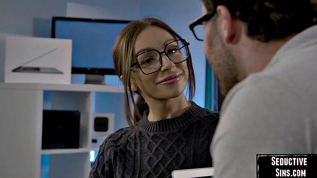 Big MILF enjoys being pussyfucked