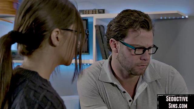 Big MILF enjoys being pussyfucked