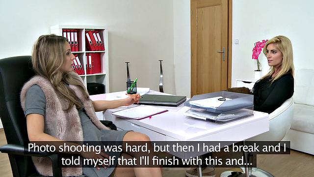 Agent Loves Sexy Hot Blondes Figure gets off in the office with trimmed pussy and kissing