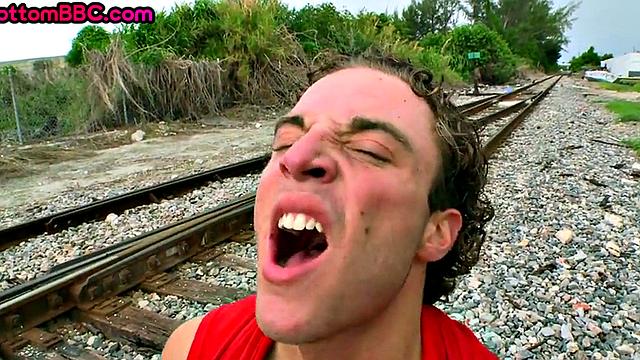 Black amateur picked up and drilled outdoors in public sex