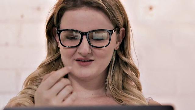 Busty babe deepthroats during doggystyle and cowgirl