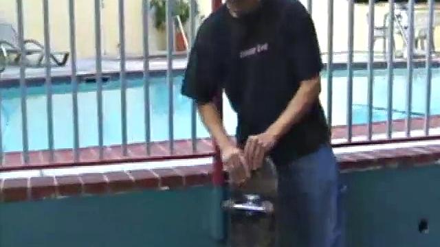 Skater Boy Jerks Off