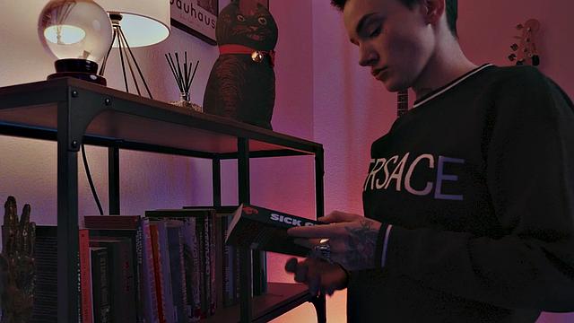 Tattooed amateur dykes enjoy passionate licking on couch