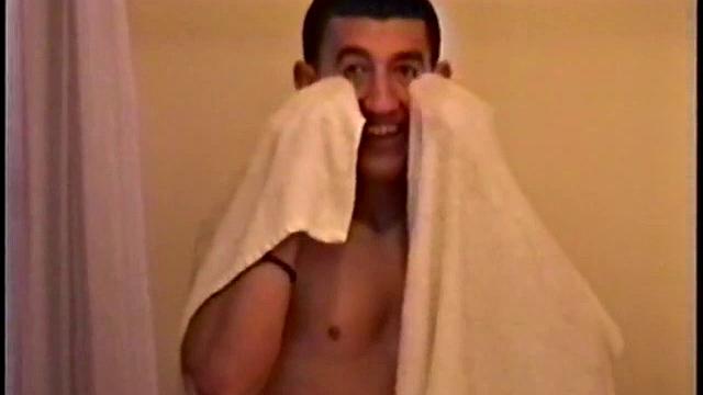 Данте не сдерживается - горячий минет и финиш на лице от взрослого мужика-гей-партнёра.