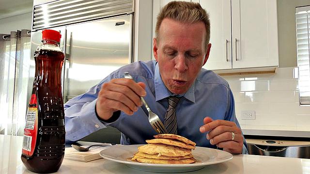 Housewife Victoria Voxxx Has Prepared Her Ass For Deep Fucking