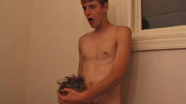 Roar has hooked up with sexy young Skylerr, and he's having one hell of a good day. Quickly stripping naked, Roar sucks Skylerr's massive dick, until it's rock hard and ready for action.